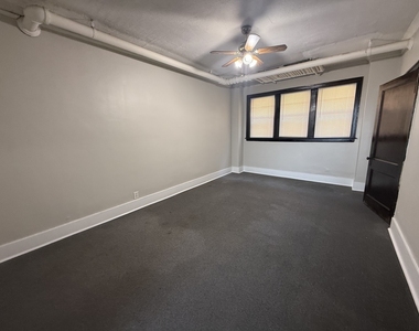 3258 Maple Avenue - Photo Thumbnail 1