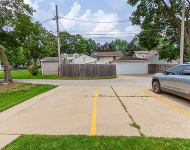 725 Stevens Street - Photo Thumbnail 18