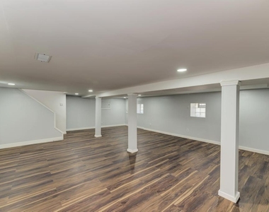 1400 N 22nd Avenue - Photo Thumbnail 36