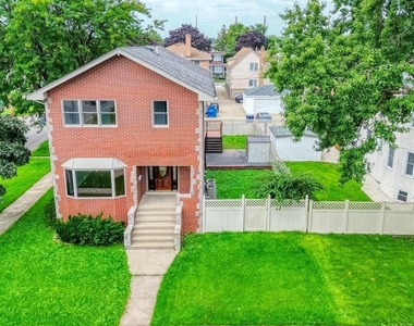 1400 N 22nd Avenue - Photo Thumbnail 2