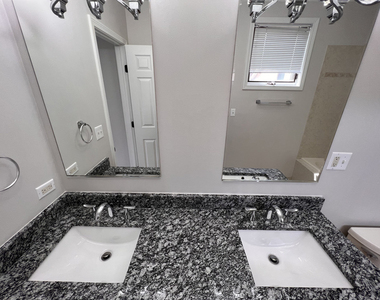 218 S Hamilton Avenue - Photo Thumbnail 22