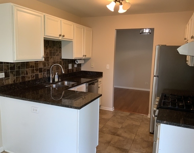 1675 Mansfield Court - Photo Thumbnail 2