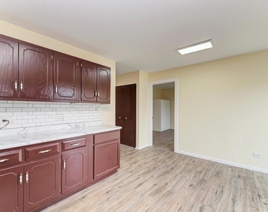 1413 Skylark Lane - Photo Thumbnail 13