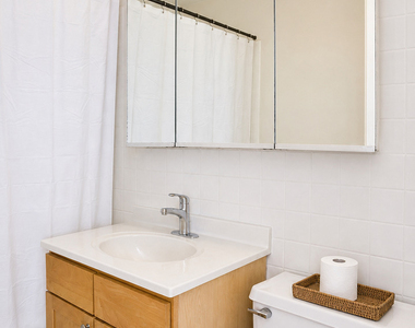 655 W Irving Park Road - Photo Thumbnail 7