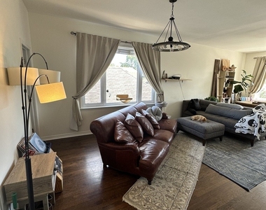 5110 W Byron Street - Photo Thumbnail 9