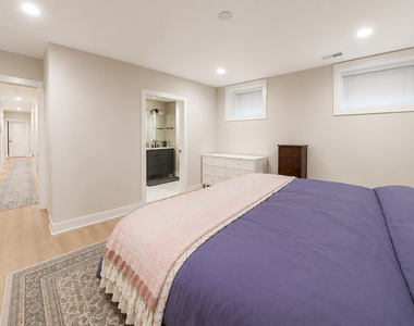 1225 W Addison Street - Photo Thumbnail 22