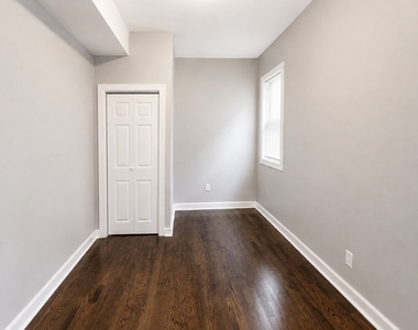 6742 S Morgan Street - Photo Thumbnail 7