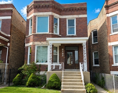 6742 S Morgan Street - Photo Thumbnail 1