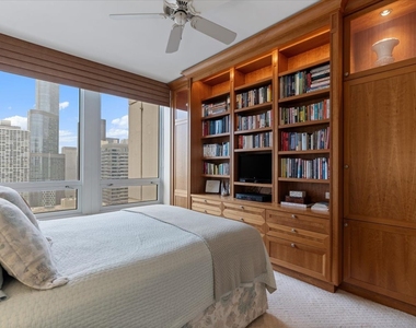 55 E Erie Street - Photo Thumbnail 18