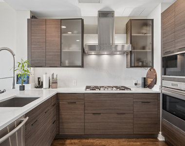 401 N Wabash Avenue - Photo Thumbnail 7