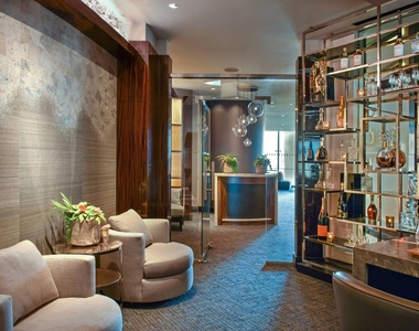 401 N Wabash Avenue - Photo Thumbnail 33