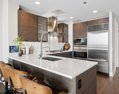 401 N Wabash Avenue - Photo Thumbnail 6