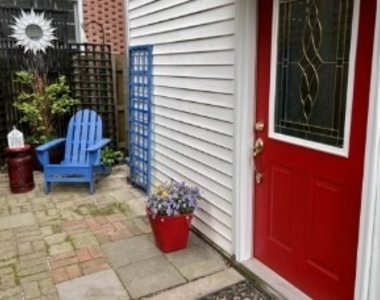 389 E Deerpath Road - Photo Thumbnail 1
