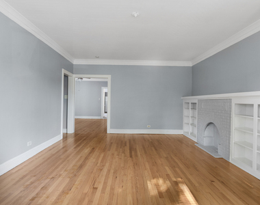 5714 N Christiana Avenue - Photo Thumbnail 5