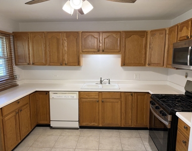 2507 Campbell Street - Photo Thumbnail 4