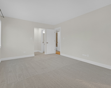 608 Inverrary Lane - Photo Thumbnail 14