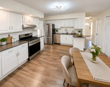 606 71st Street - Photo Thumbnail 12