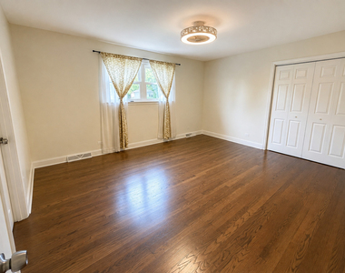 606 71st Street - Photo Thumbnail 17