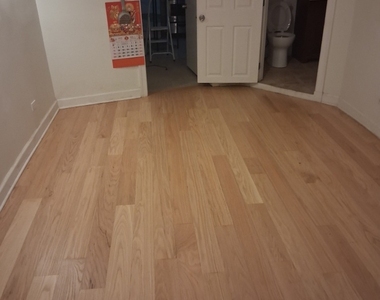 6532 N Glenwood Avenue - Photo Thumbnail 12
