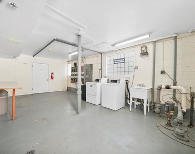 311 Sherman Avenue - Photo Thumbnail 23