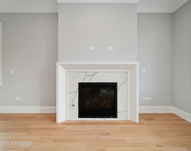 4819 N Ashland Avenue - Photo Thumbnail 3
