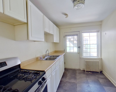 835 Mulford Street - Photo Thumbnail 14
