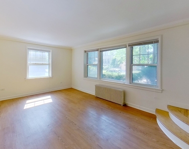 835 Mulford Street - Photo Thumbnail 7