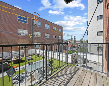 2301 W Wolfram Street - Photo Thumbnail 22