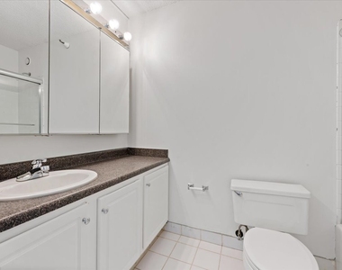 10 E Ontario Street - Photo Thumbnail 23