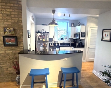 1443 W Victoria Street - Photo Thumbnail 3