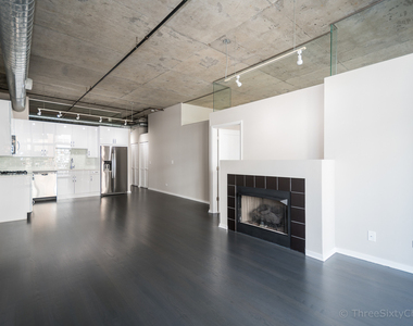 1000 W Adams Street - Photo Thumbnail 9