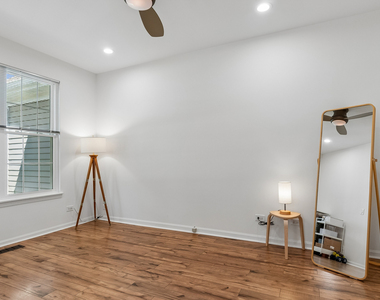 1329 Amaranth Drive - Photo Thumbnail 9
