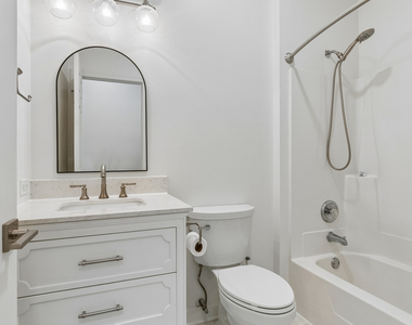 1329 Amaranth Drive - Photo Thumbnail 5