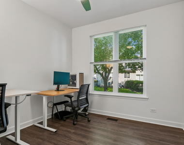 1329 Amaranth Drive - Photo Thumbnail 10