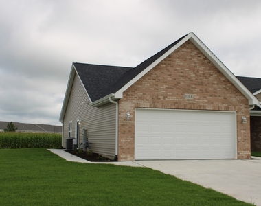 520 Carriage Court - Photo Thumbnail 2