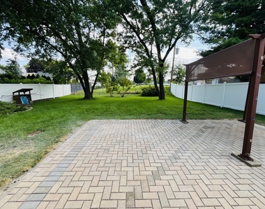 1101 Anthony Road - Photo Thumbnail 26