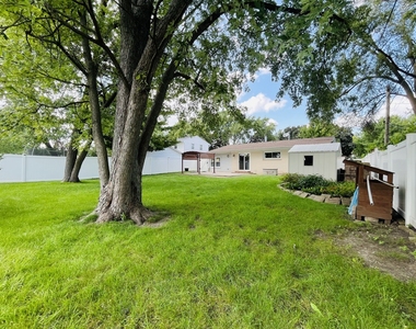 1101 Anthony Road - Photo Thumbnail 28