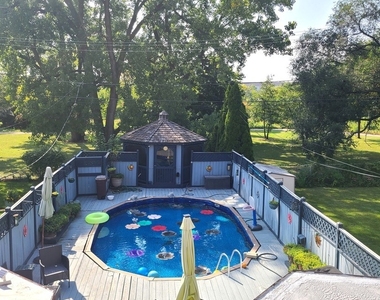 5256 N Virginia Avenue - Photo Thumbnail 13