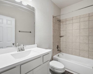 4305 E Bayou Maison Circle - Photo Thumbnail 19