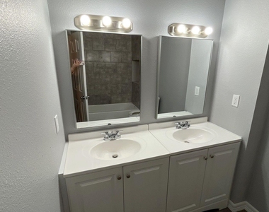 4620 Nichols Street - Photo Thumbnail 15
