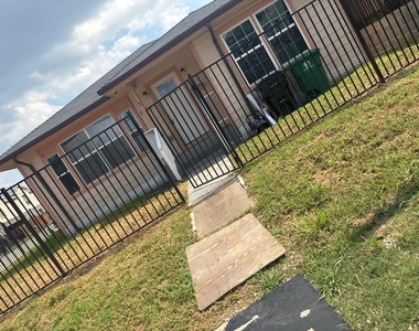 4620 Nichols Street - Photo Thumbnail 3