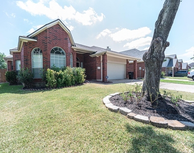 3143 W Hampton Drive - Photo Thumbnail 18
