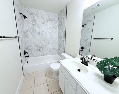 26430 Richwood Oaks Drive - Photo Thumbnail 22