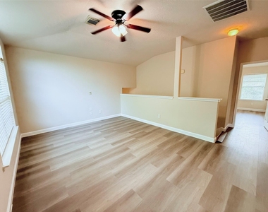26430 Richwood Oaks Drive - Photo Thumbnail 13