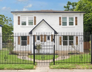 2701 Truxillo Street - Photo Thumbnail 1