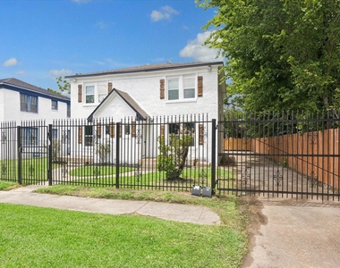 2701 Truxillo Street - Photo Thumbnail 2