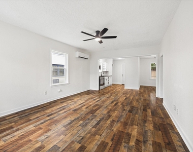 2701 Truxillo Street - Photo Thumbnail 5