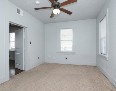 316 Eastwood Street - Photo Thumbnail 14