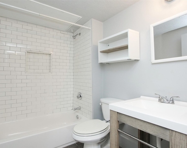 316 Eastwood Street - Photo Thumbnail 16