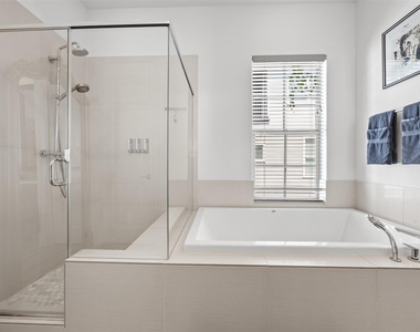 2506 Mckinney Street - Photo Thumbnail 11